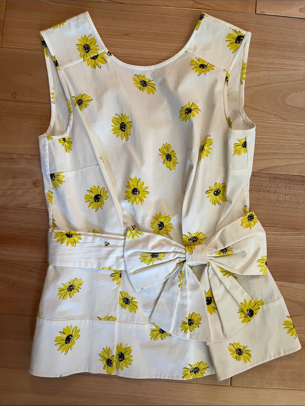 Kate Spade White Top with Yellow Sunflower Print